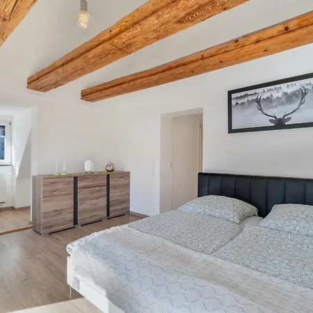 Apartment Ferienwohnung-alte Fachwerkresidenz Bad Herrenalb